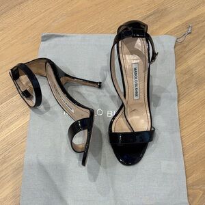 Manolo Blahnik Chaos Glossy Black Heels